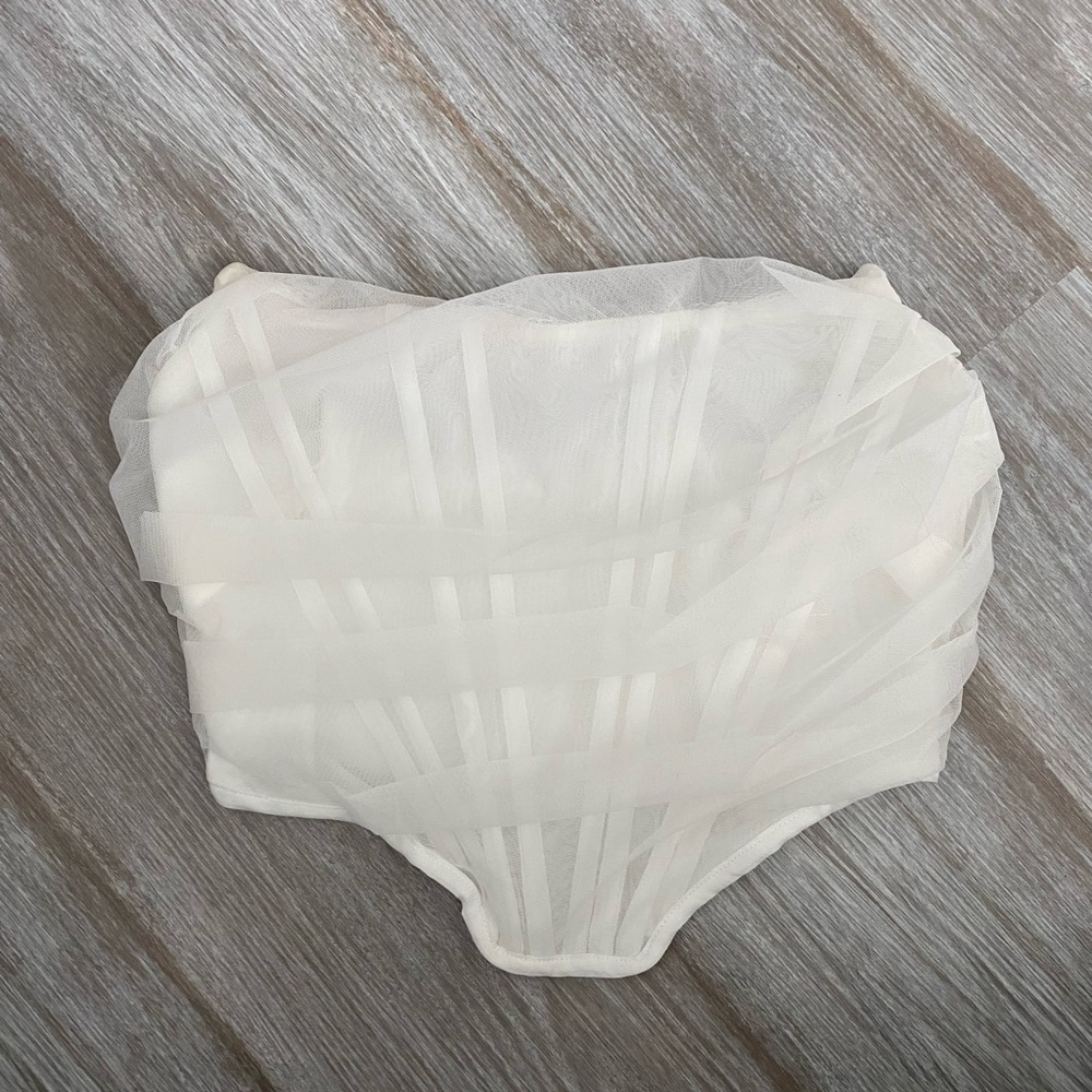 Strapless Savannah Corset Top in White - Picture 4 of 6